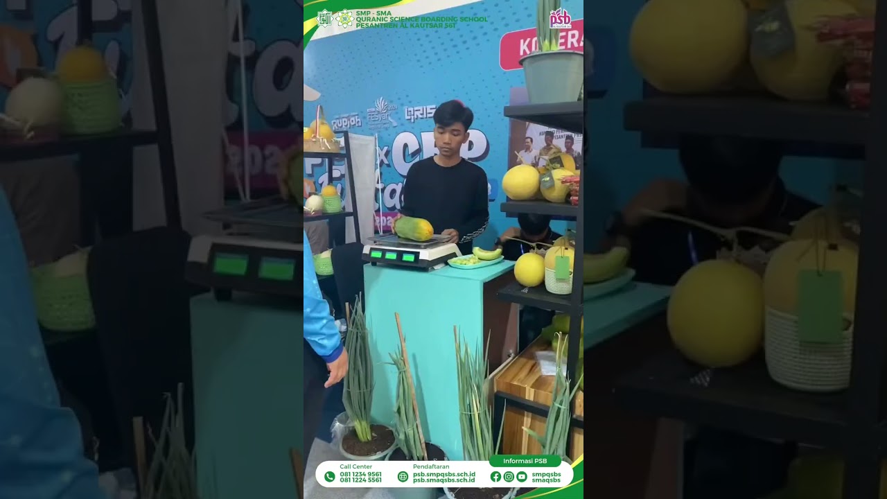 Keramaian Pengunjung Booth AK561 di Acara FESxCBP  #ekonomisyariah #ekonomihalal #fesyar2024