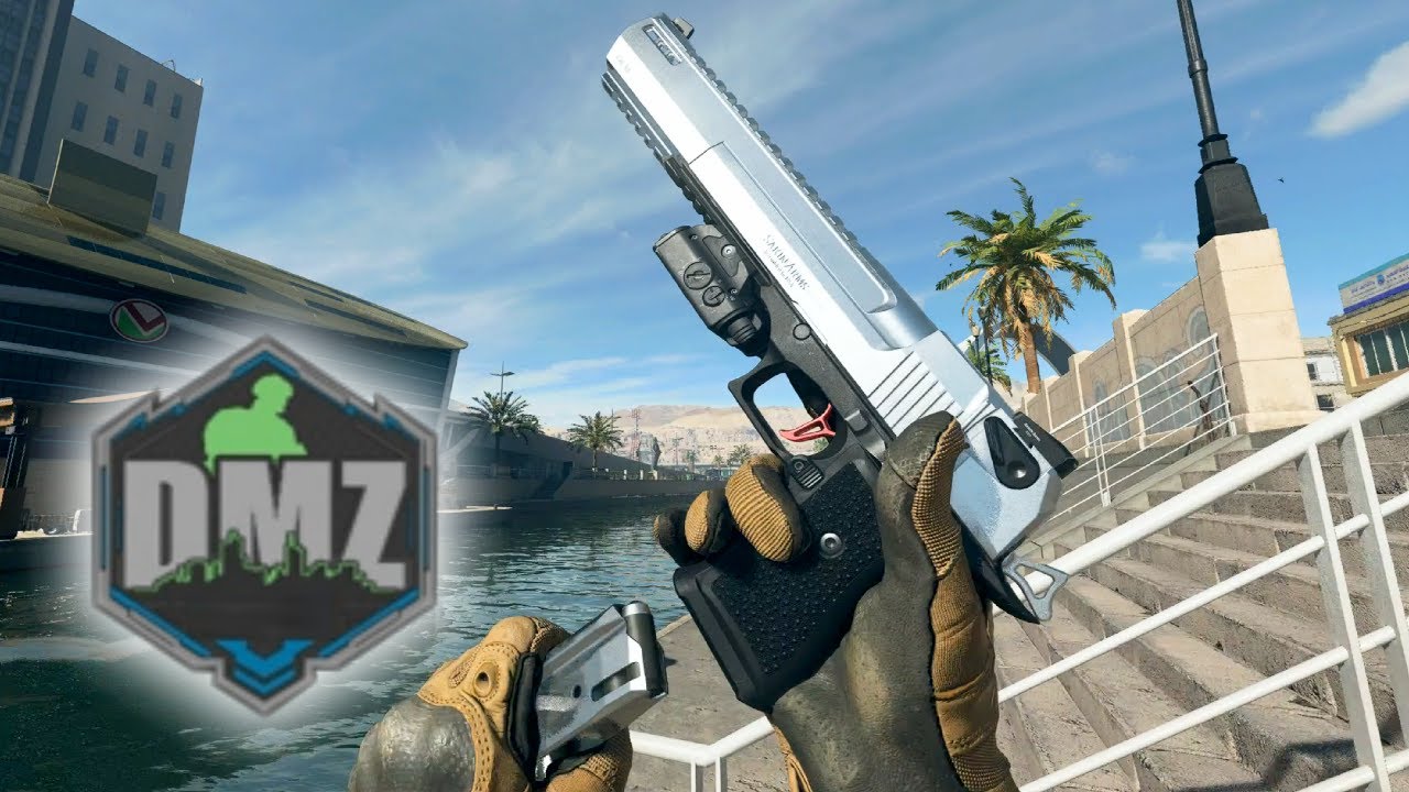 Desert Eagle & Shotgun in DMZ Solo Exploring & Looting Gameplay