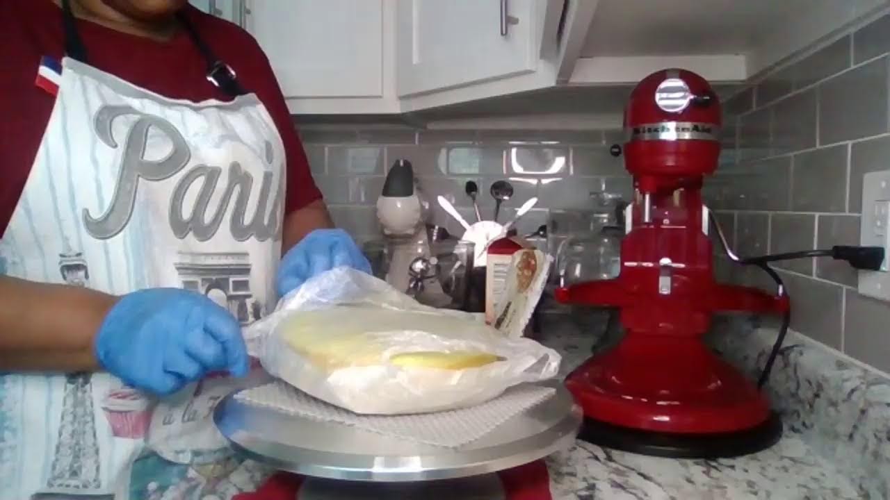 Strawberry Cream Cheese Frosting for my KEY LIME CAKE