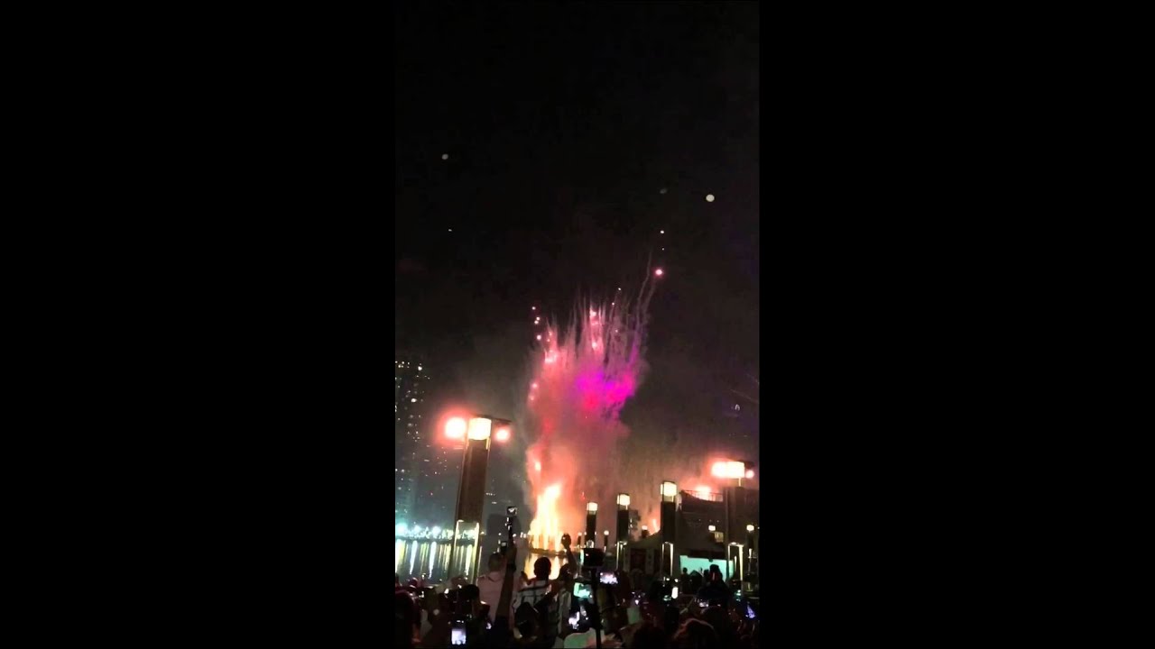 Fireworks Burj Khalifa / New Year 2015 Dubai