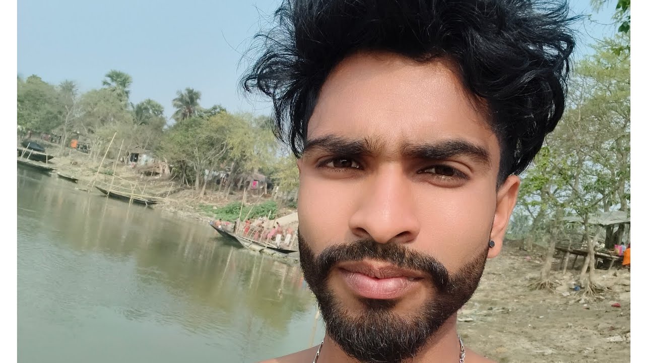 Ganga nadi film Jo alone Thanda Dada dabo nache maine bola sham ko acche alag alag se bolo