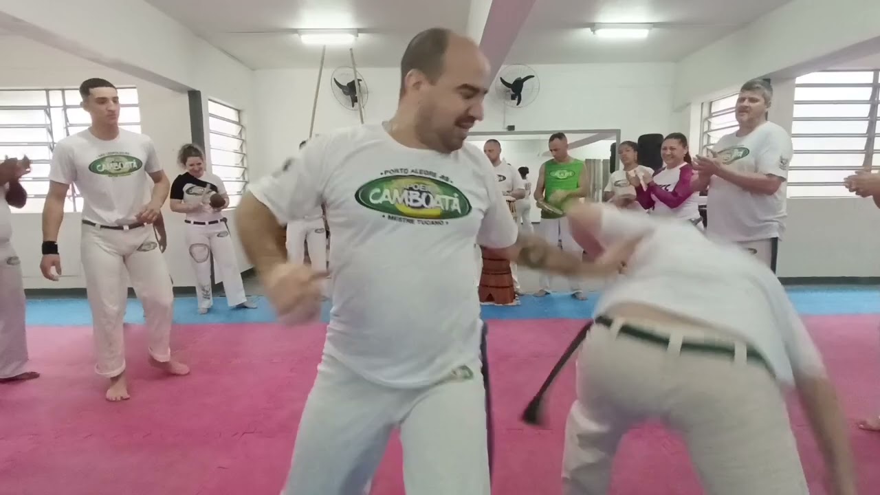Roda treino Capoeira Camboatá 