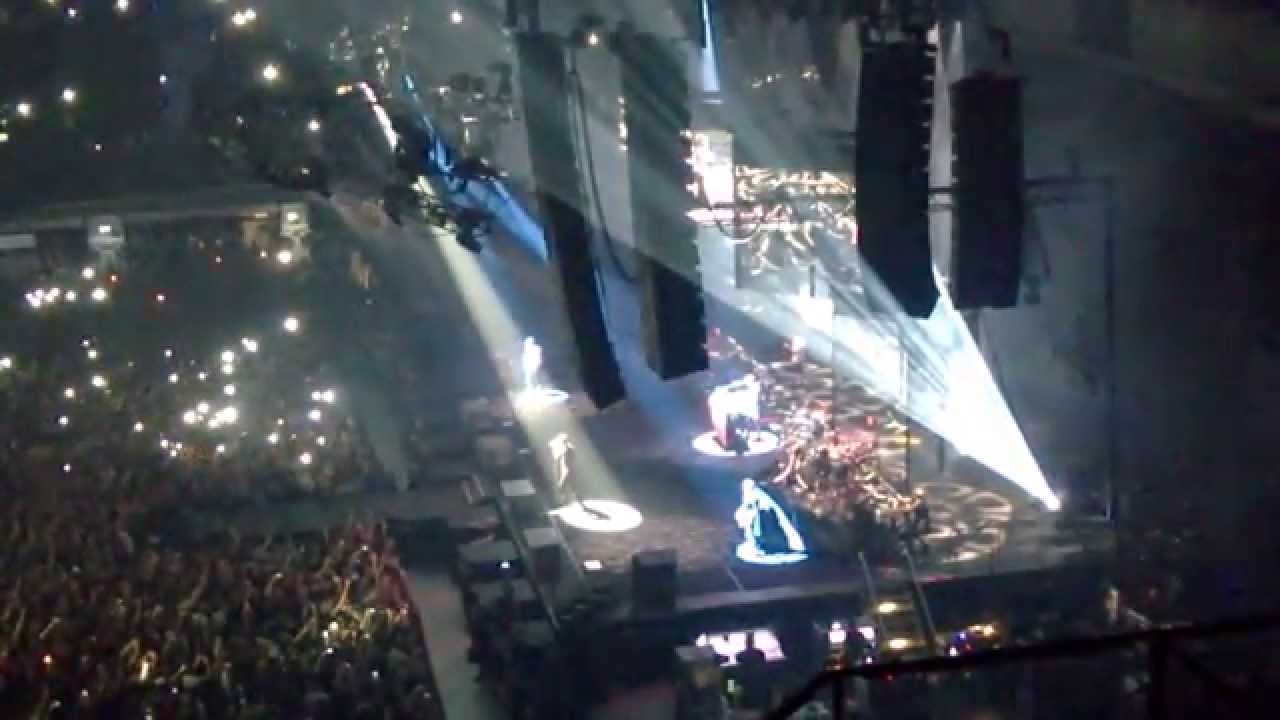 Linkin Park - LOATR/SOTD/Iridescent [Ballad Medley] Live - V&iacute;deň 2014