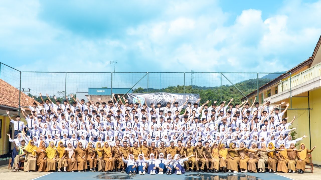 SERU BANGET VIDEO ANGKATAN SMPN 1 LUMBUNG 2024