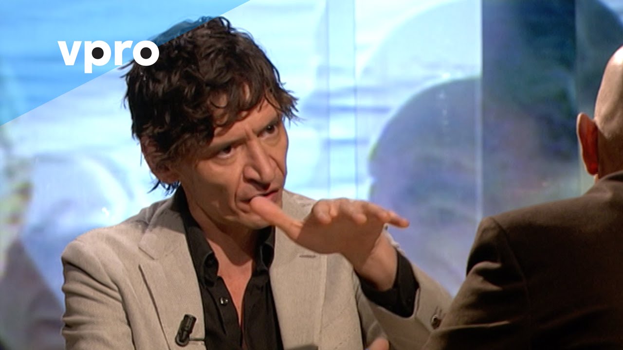 Zomergasten: Peter Buwalda: 'Literatuur is niet te vervangen door beeld&rsquo;