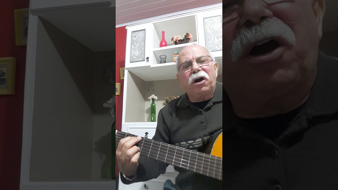 Coração está batendo aqui. ( Coração de Jesus)