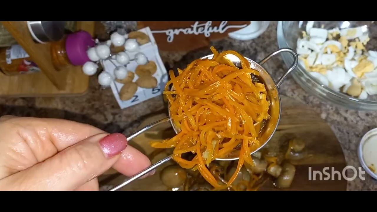 Тёплый салат с кабачками #кухня #готовка #рецепт #рецепты #еда #food #cooking  #recipes #reels 