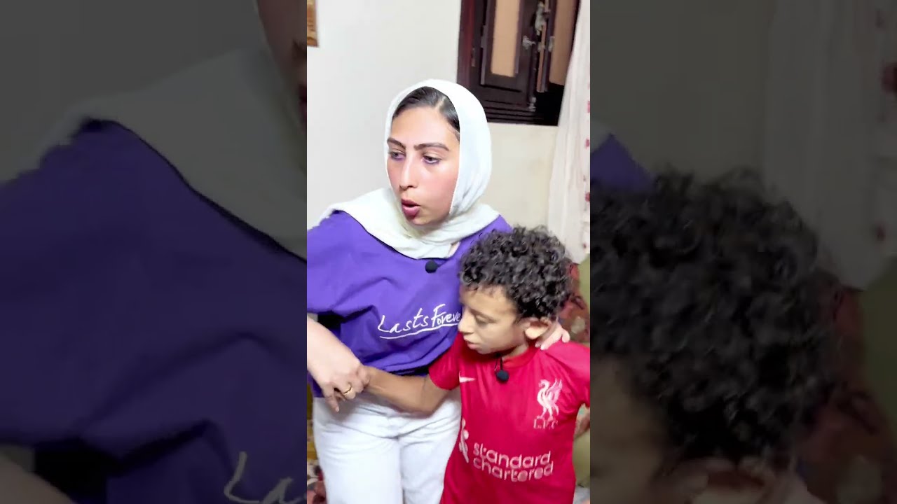 استغلت ان جوزها مسافر شوفو عملت اي في عيالو😱