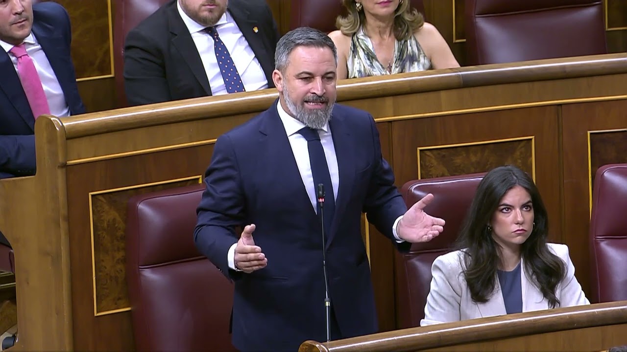 🔴 #ÚLTIMAHORA | Santiago Abascal PLANTA a Pedro Sánchez: “¡Es usted un CORRUPTO y un TRAIDOR!