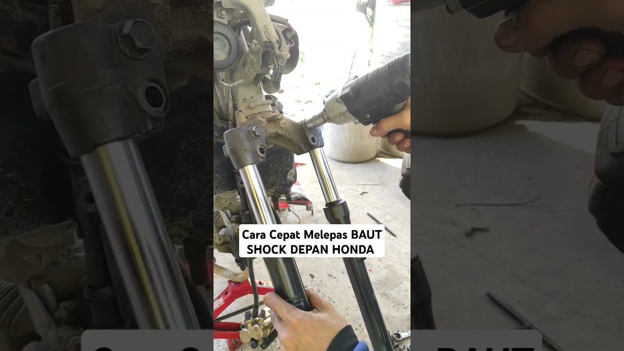 Cara Cepat Melepas BAUT SHOCK DEPAN HONDA #shorts #mekanik #pemula #otomotif #bengkel #motor #honda