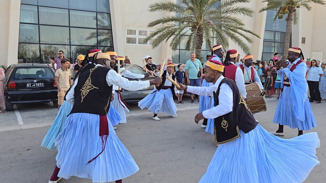 عرض ڤوڤو ميدون  .. فرقة أولاد جمعة في بورڤو مول 2024