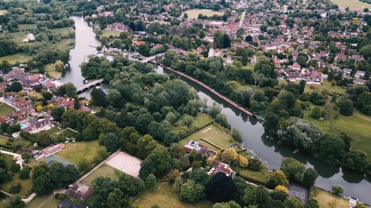 A trip from Streatley Hill to the River -  June 2022