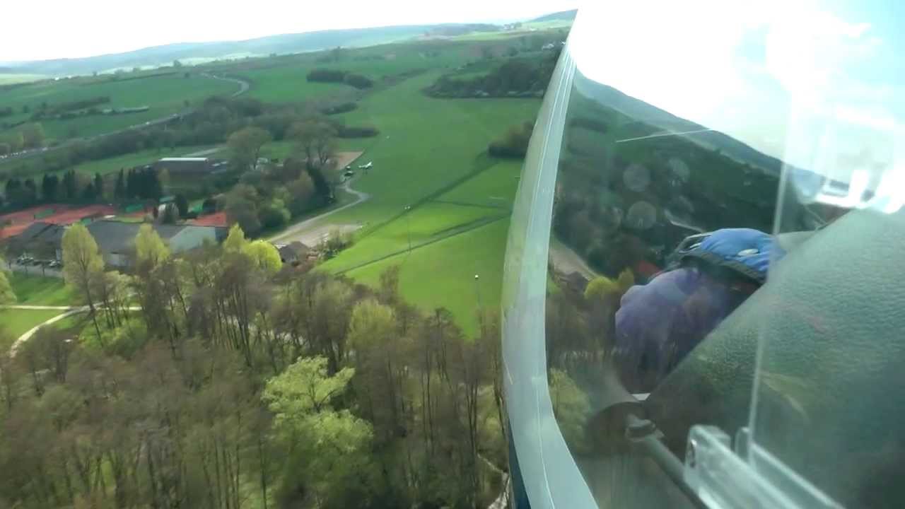 Fulda Johannisau Landung auf der 23 mit der ASK 21