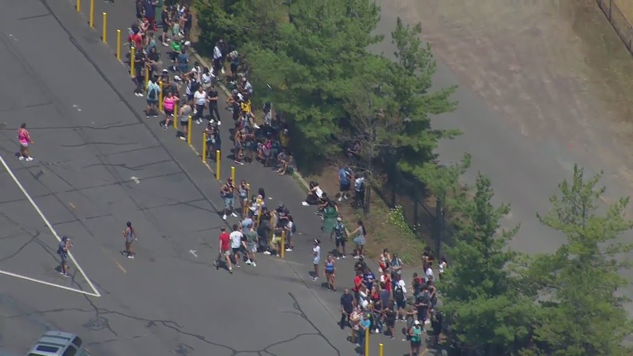 Power outage at Six Flags Great Adventure