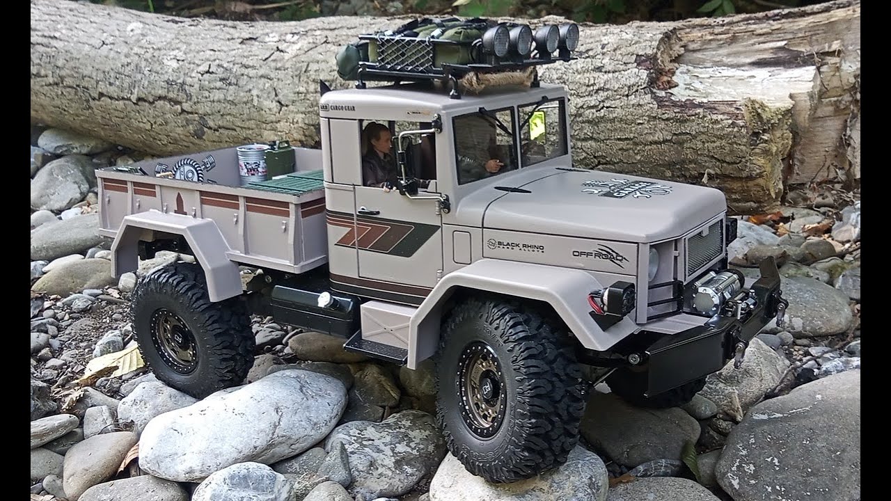 HC4 Truck M35 (Cross-RC), RC 1:10 -02, Stones