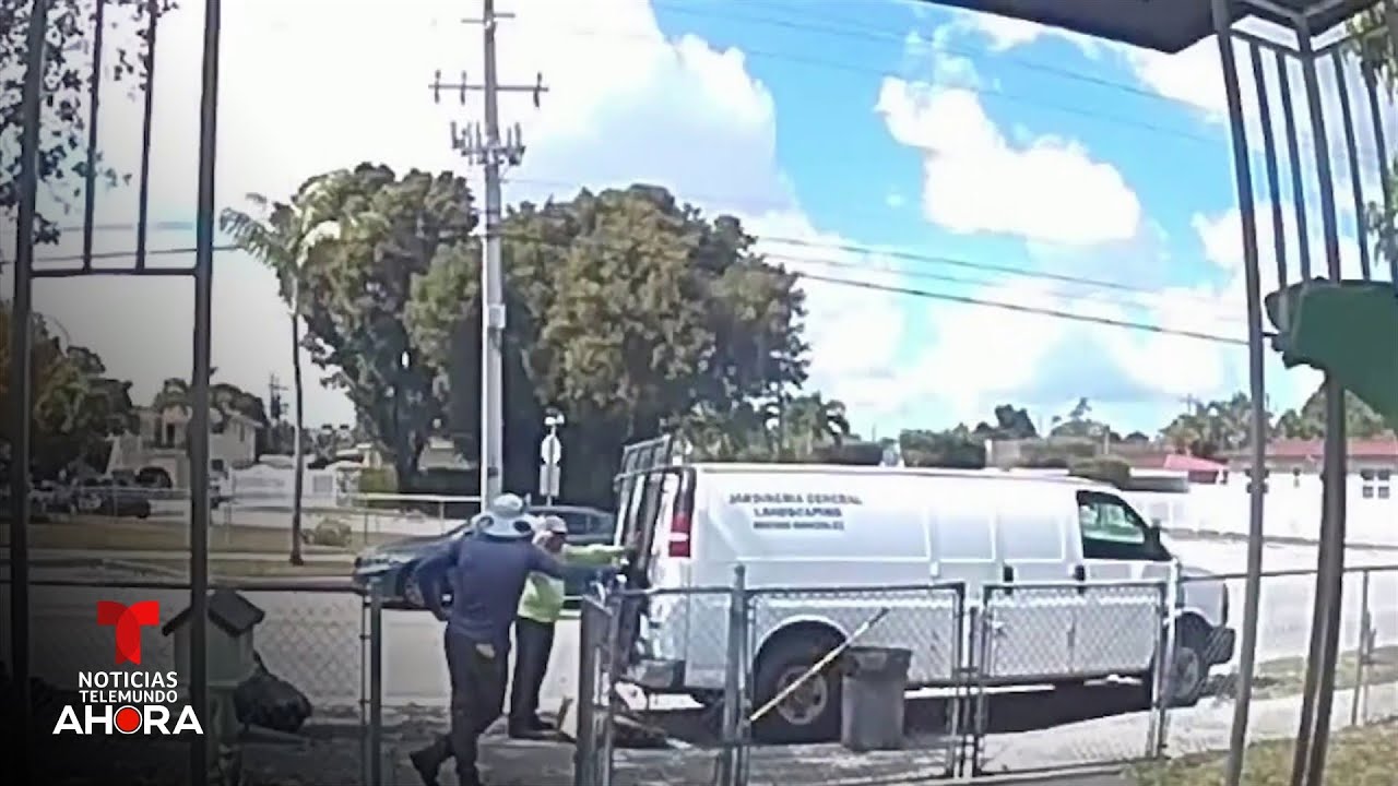 Presunto ladrón queda atrapado dentro de la camioneta de un jardinero | Noticias Telemundo