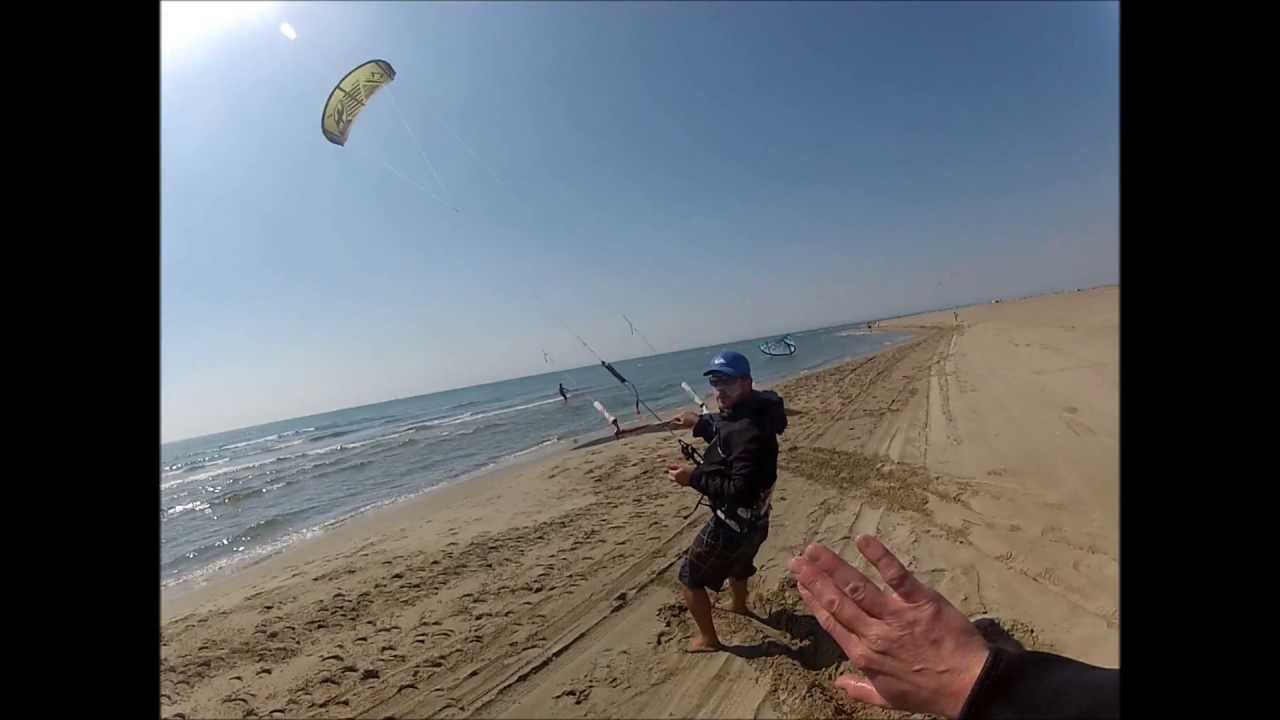 Ecole de Kitesurf HIBISKITE Grau du Roi - Port Camargue. Cours de Kitesurf Camargue.