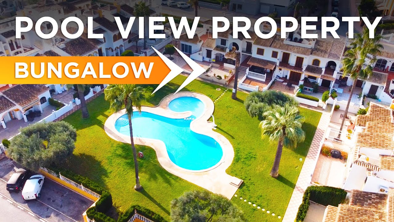 Bungalow in Torrevieja with pool view 🌊🌴 Bungalow just 700m to the beach of La Mata in Torrevieja