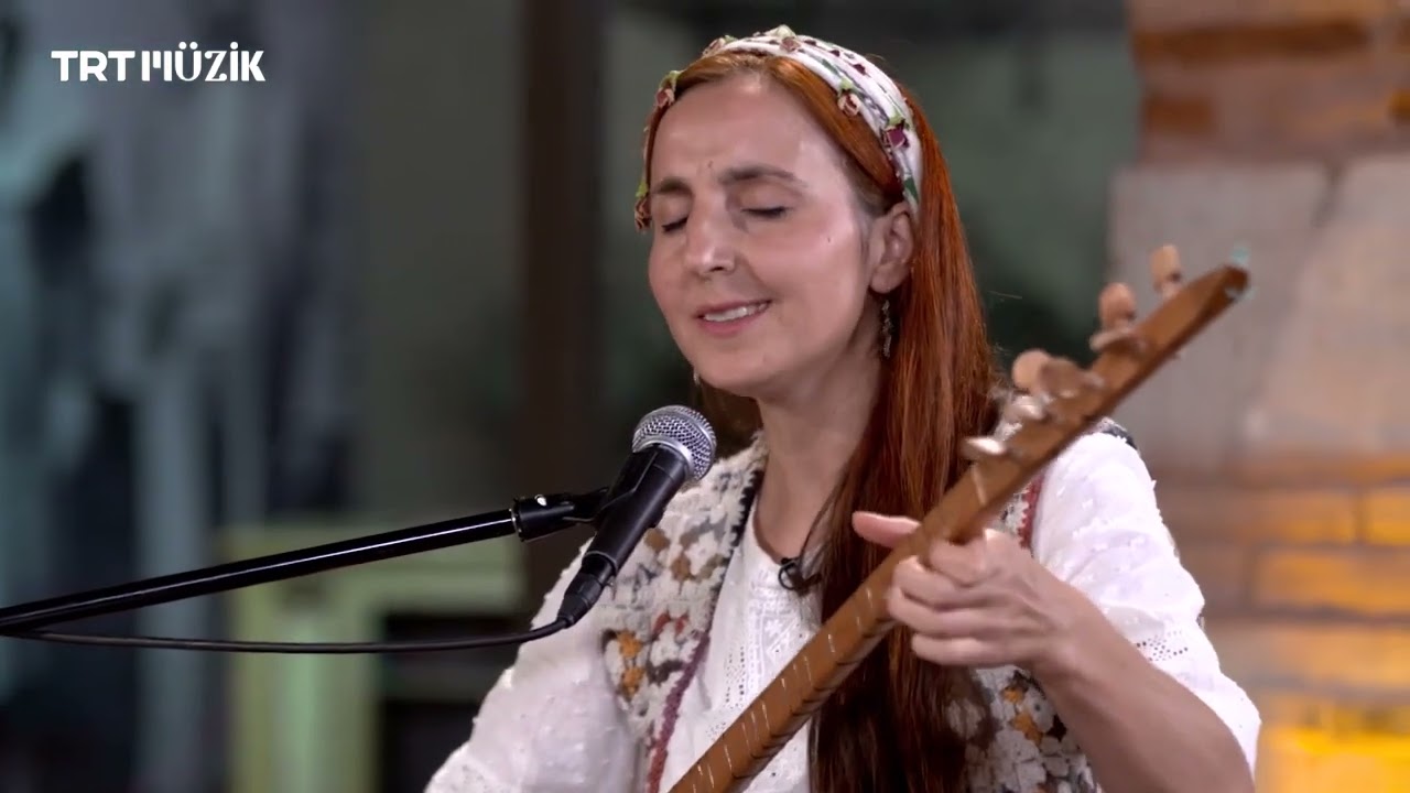 Dün Gece Seyrim İçinde - Sedat Anar ile - Sesler Âlemi - TRT Müzik