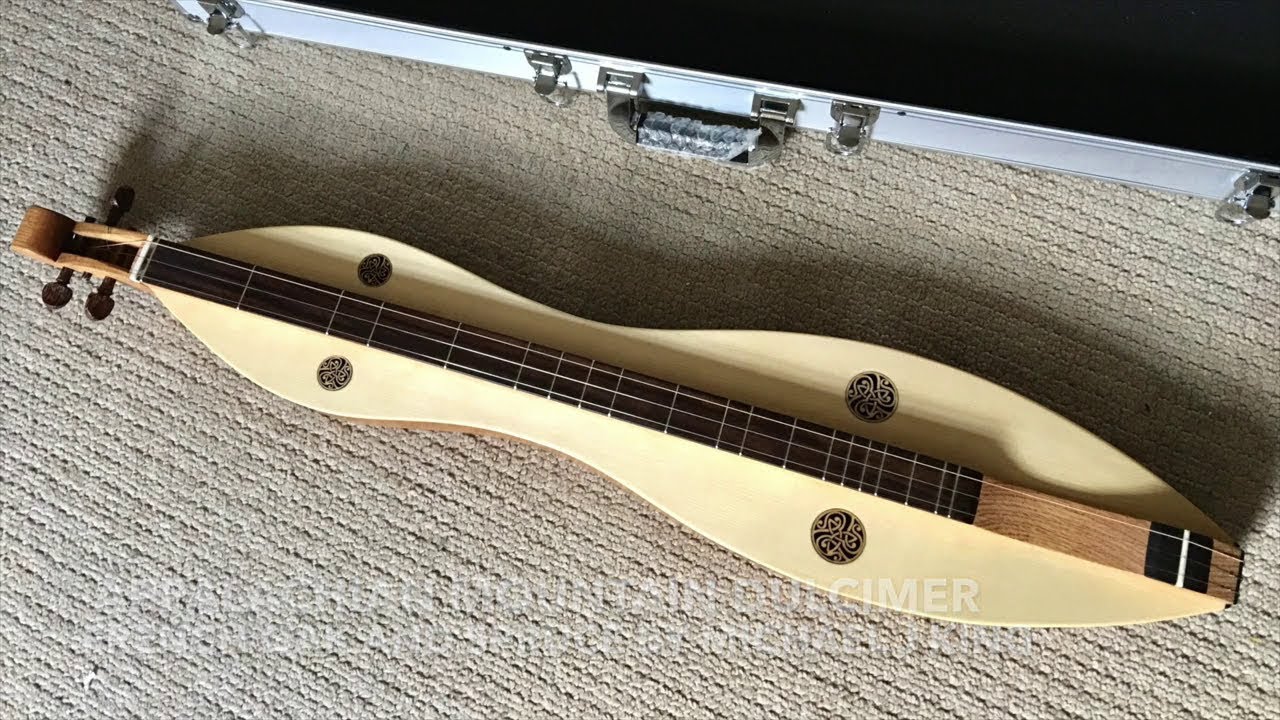 Appalachian Mountain Dulcimer, Celtic model in French Oak and Spruce