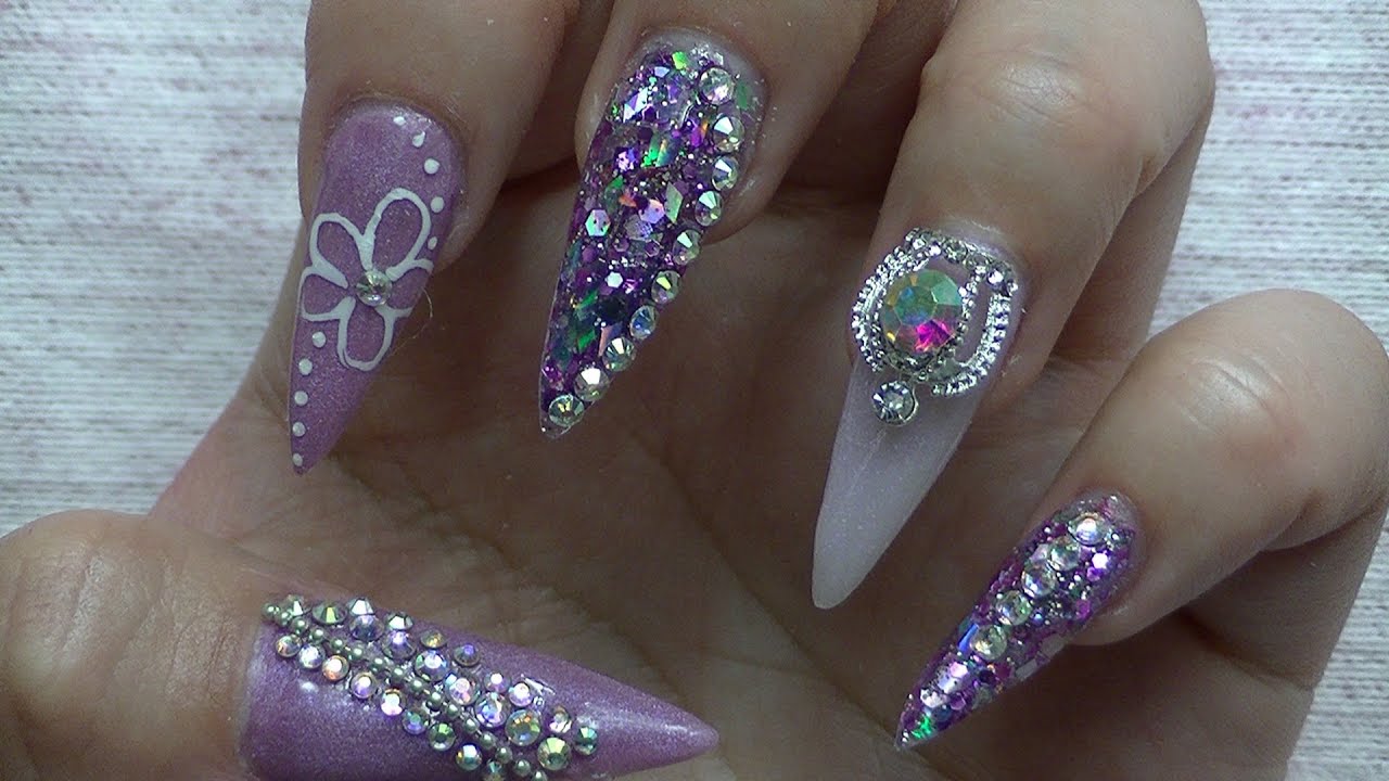 Mi Nuevo Set de Uñas Acrílicas color Lila Muy colorido