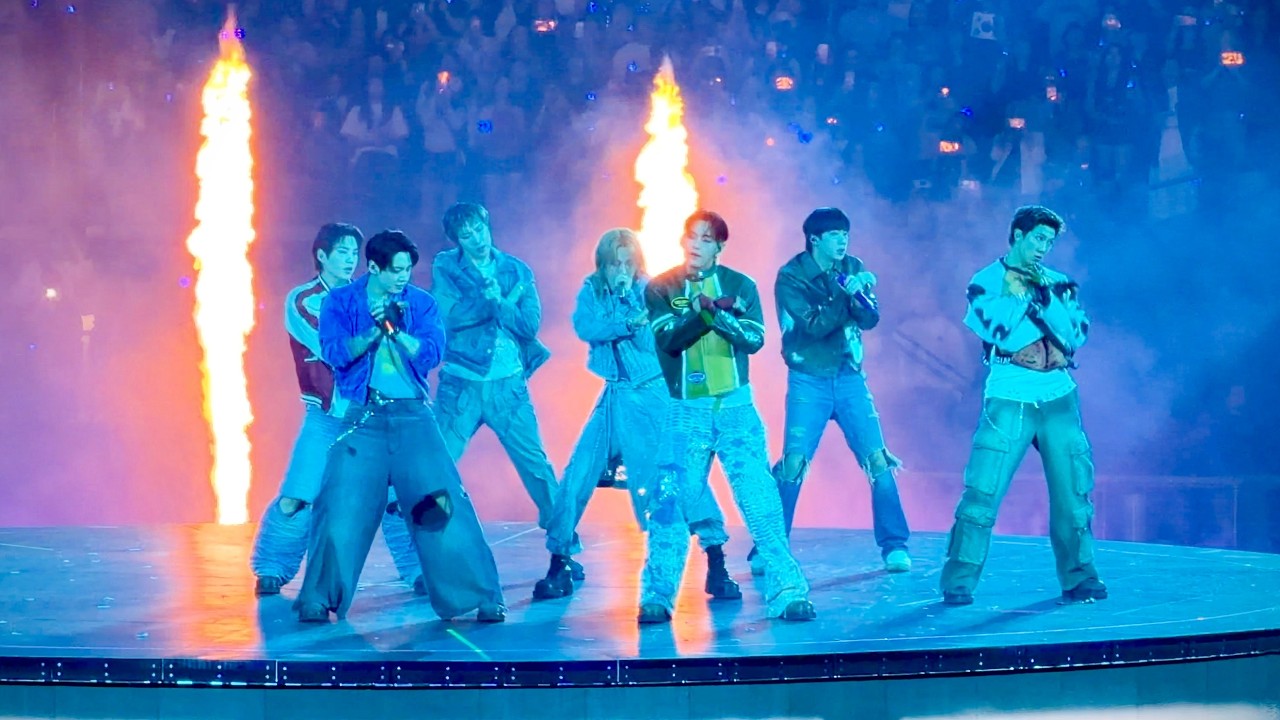 BTS '2.0' | Arirang World Tour in Las Vegas (4K Fancam)