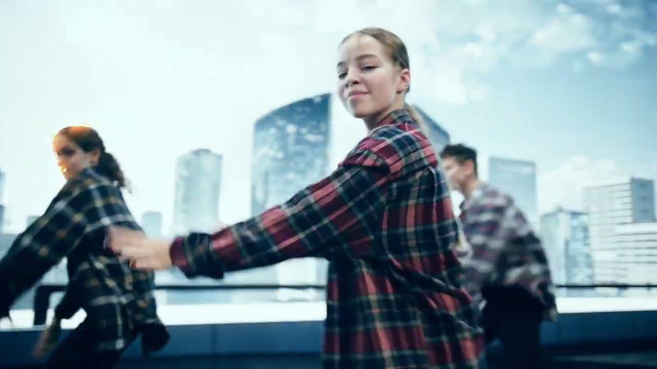 Dolaney - Soirée arrosée (Clip Officiel)