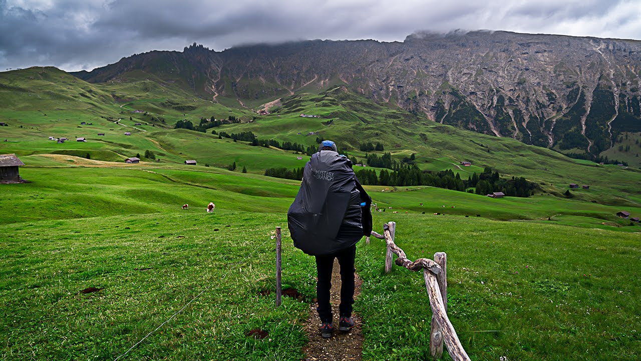 HIKE TO RIFUGIO BOLZANO, ALPE DI TIRES AND MOLIGNON. THEN A SHUTTLE TO SELVA - Episode 10