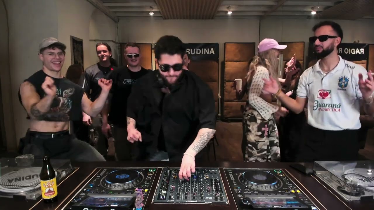 HOTBOI2300 | Radio Rudina