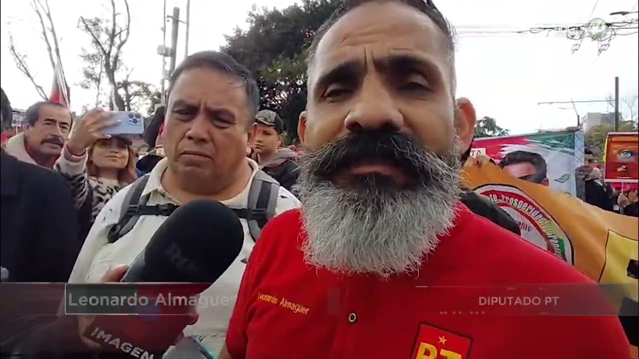 PT encabeza cuarta marcha contra el &ldquo;tarifazo&rdquo; al transporte p&uacute;blico en Jalisco