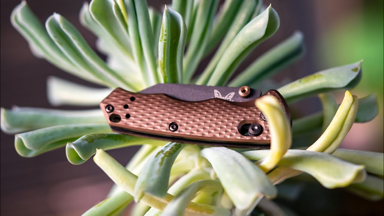 Unboxing a brand new Benchmade knife. Initial thoughts and feels