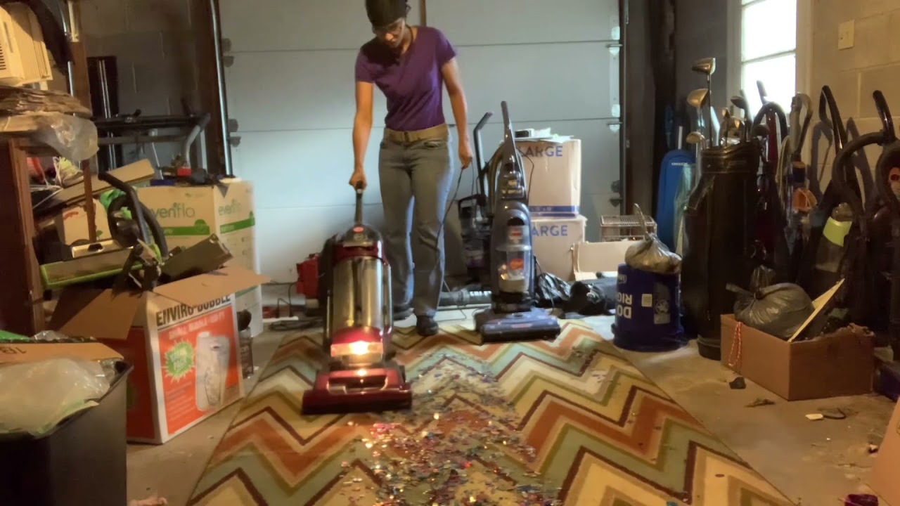 Hoover windtunnel bagless twin chamber vs Bissell cleanview ii deluxe confetti test