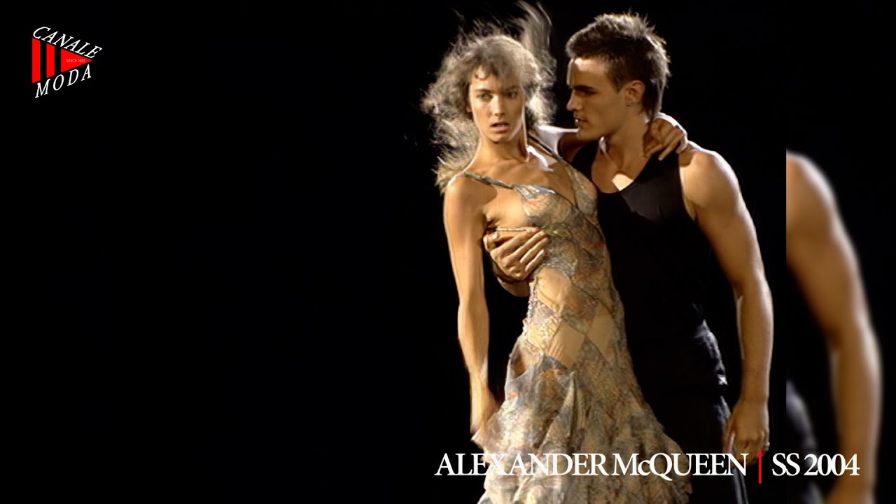 ALEXANDER McQUEEN Spring 2004 Paris - Canale Moda