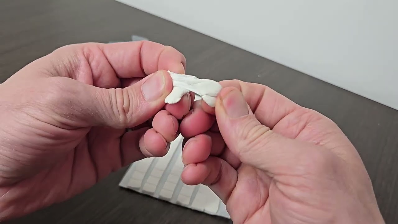 Reusable Sticky Tack Putty for Hanging Things on Your Wall