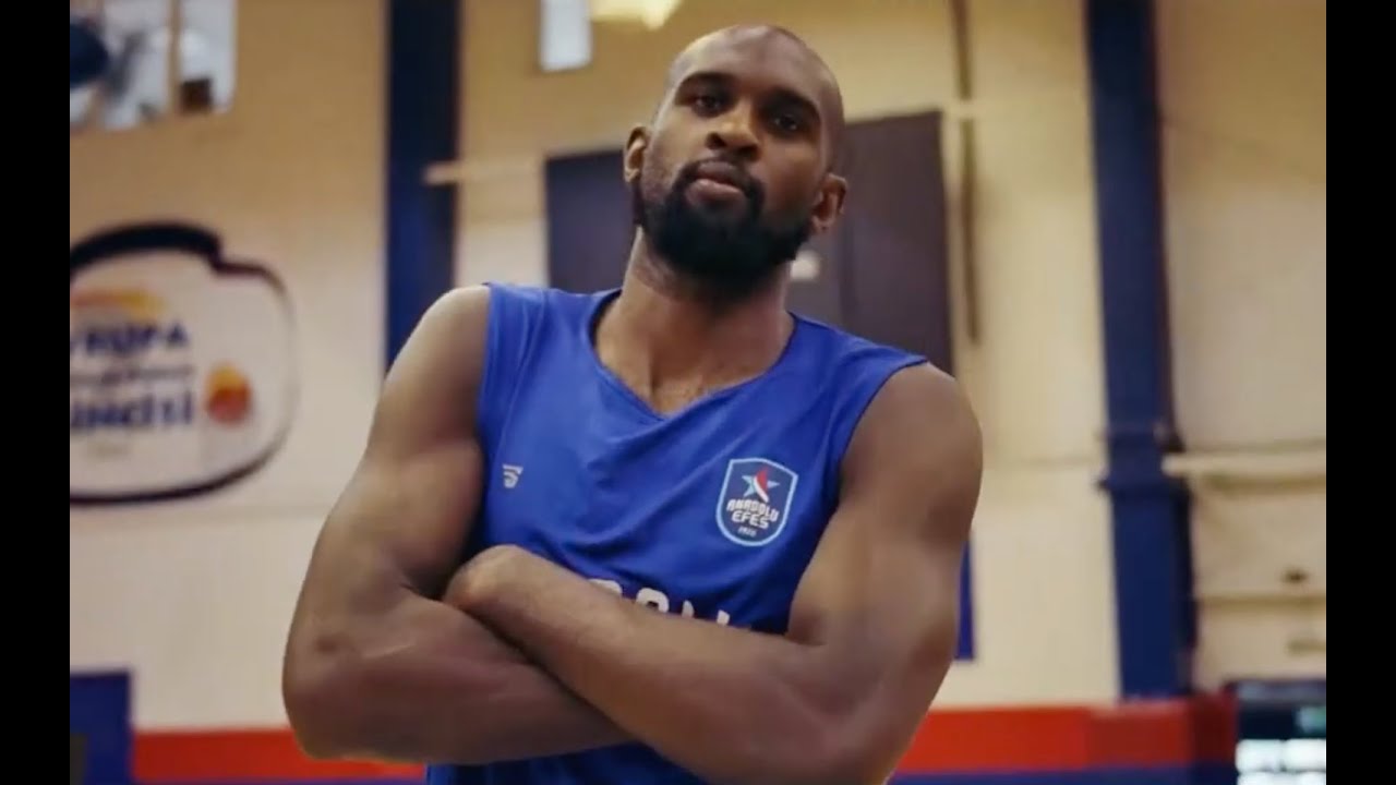 #İzlemedenGeçme: Chris Singleton Hakkında!