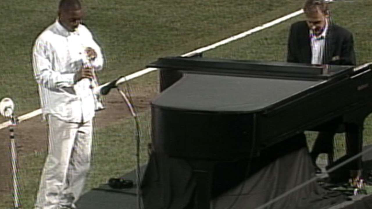 CAL@BAL: Hornsby, Marsalis perform national anthem