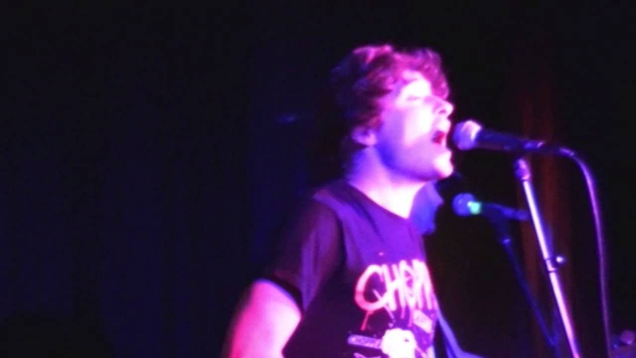 Attic Lights - Never get sick of the sea  (en Loco Club 07/09/2013)