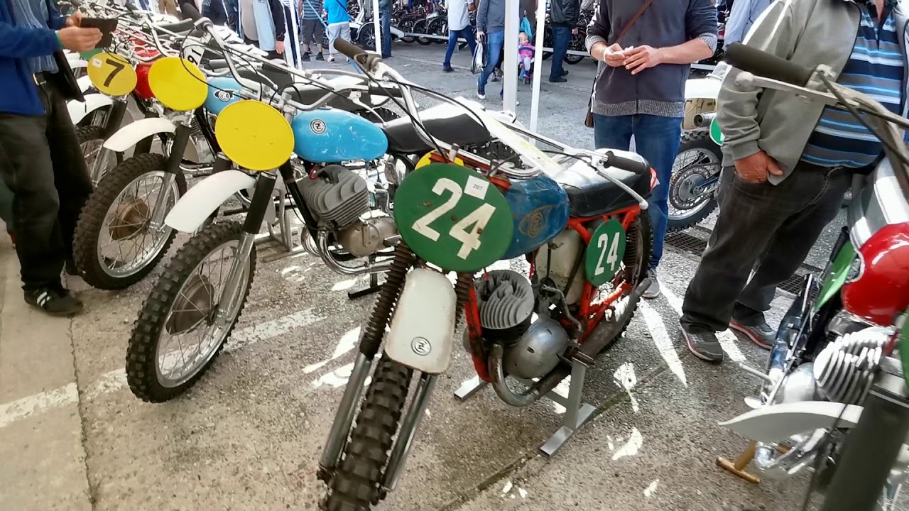 Sraz motociklů ČZ 100 let. výročí