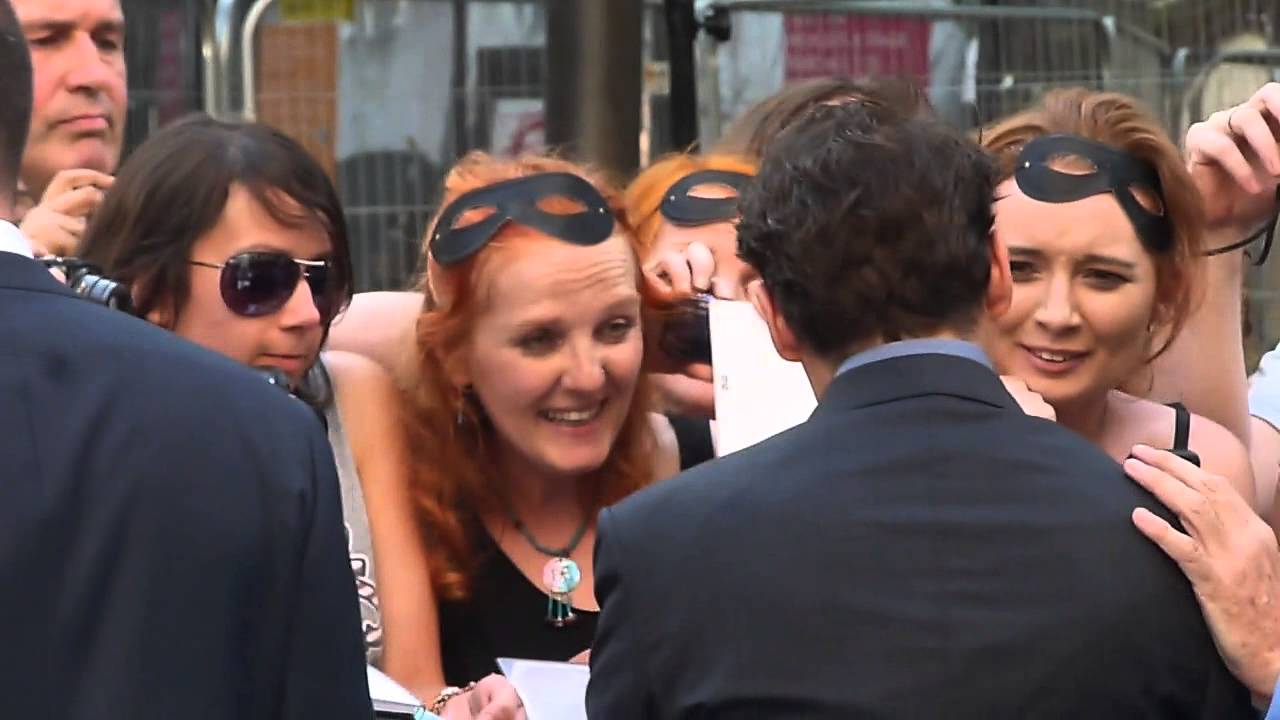 Johnny Depp Signing For Fans At The Lone Ranger London Premiere 21st July 2013