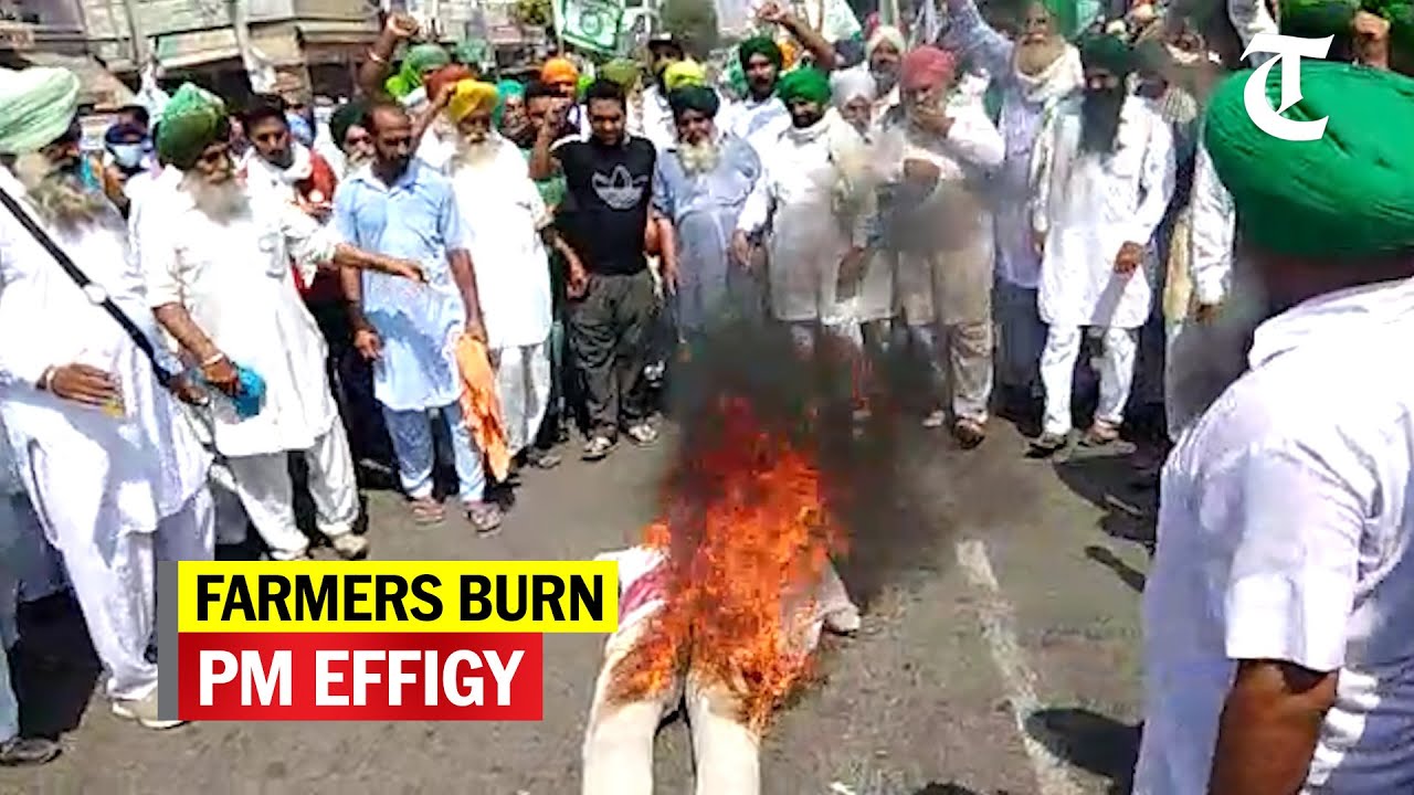 Bathinda: Farmers protest agricultural ordinances, burn effigy of Prime Minister Modi
