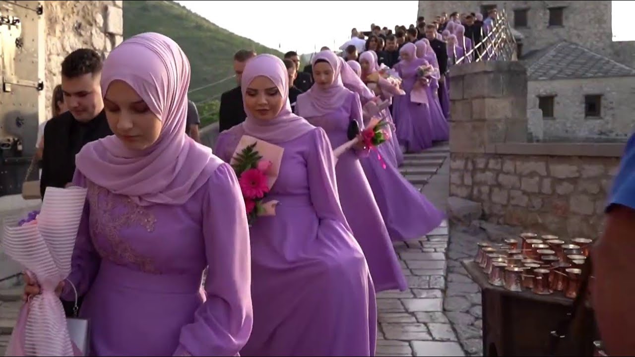 Islamic School in Bosna With Beautiful Ilahi Nasheed
