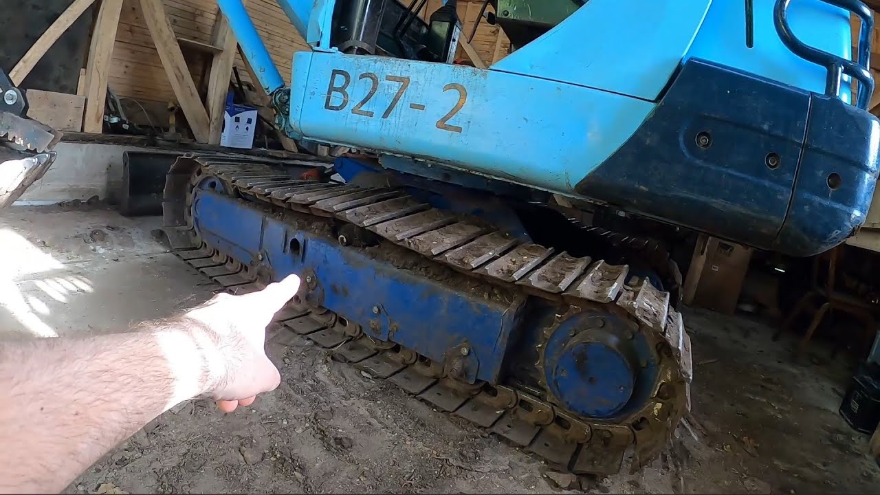 Fixing track roller on Yanmar excavator