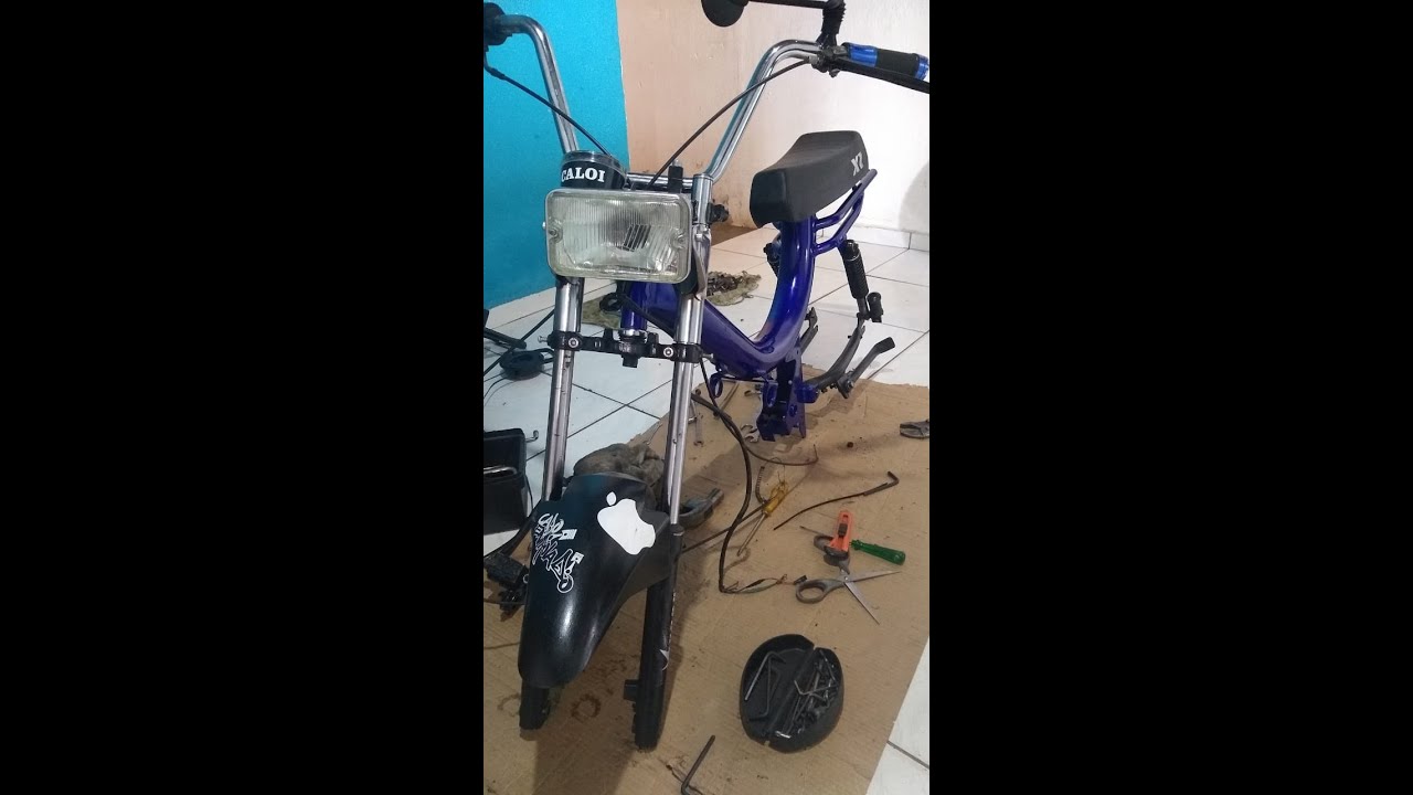 Colocando frente de moto corretamente na mobilete