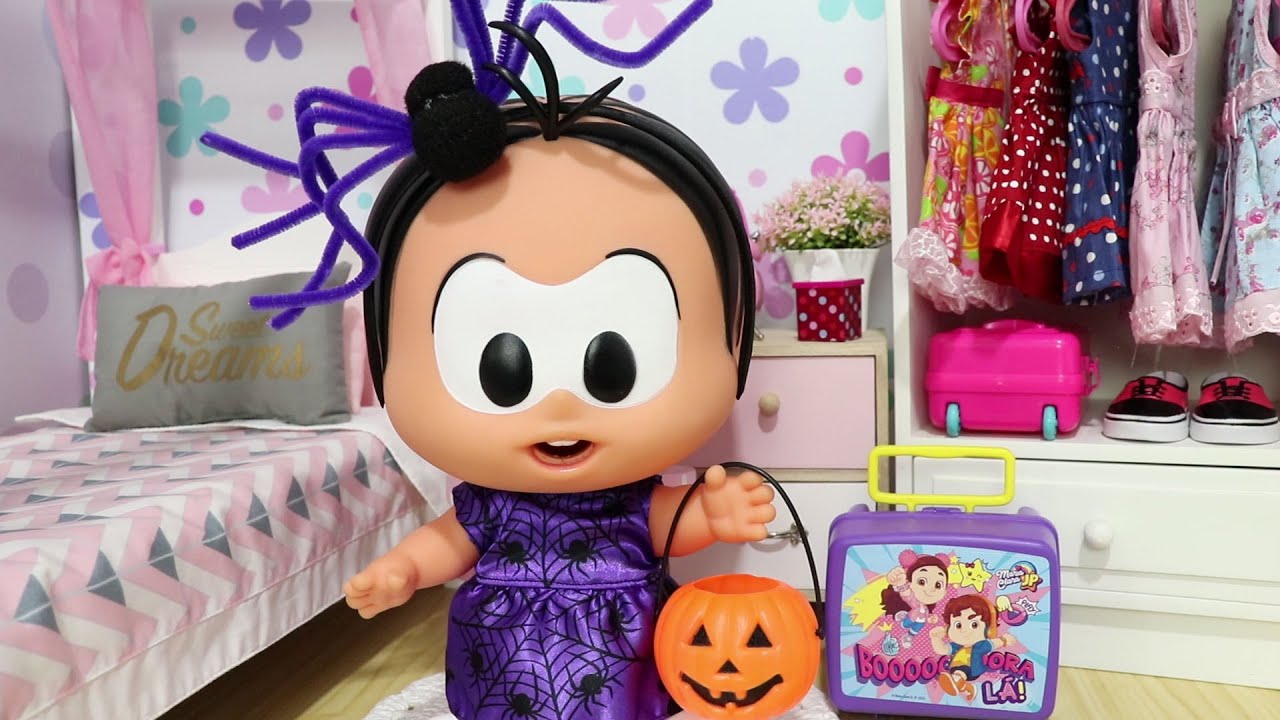 BABY M&Ocirc;NICA USANDO FANTASIA DE BRUXINHA PARA O HALLOWEEN