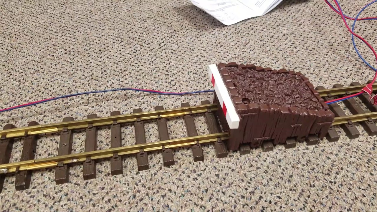 How to assemble your 10345 Auto Shuttle for G scale tracks