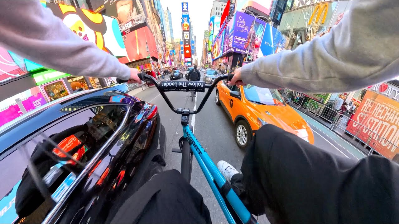 POV BMX: езда в потоке машин Нью-Йорка — Insta360 X4
