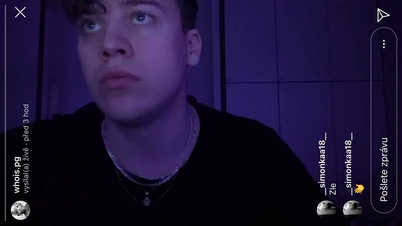 whoispg playing beats & cooks up (live)