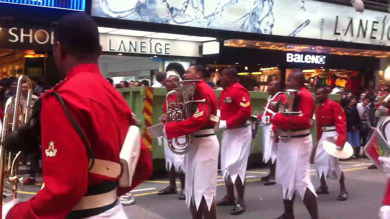 FIJI military Band invade Hong kong streets.