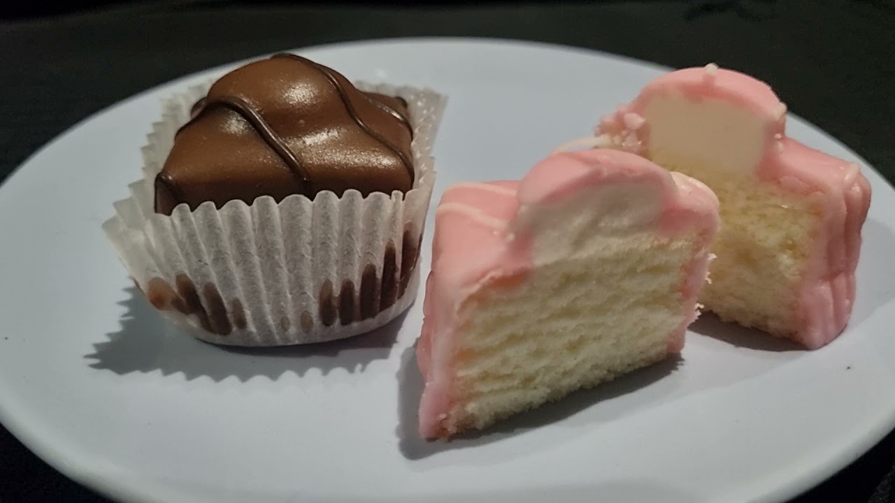 Cake of the Week - The French / Fondant Fancy