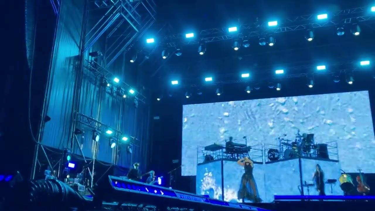 Amaral - Rompehielos, Mares, Ruido (Palacio de Deportes Carolina Marín, Huelva, 01/11/2025)